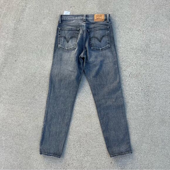 Levi’s Premium Wedgie Icon High Rise Tapered Straight Fit gray button fly jeans - Picture 3 of 8